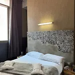 De Paris Отель 3*