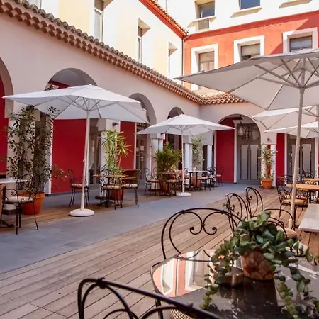 De Paris Hotel