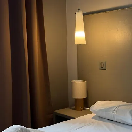 De Paris Hotel