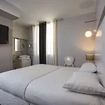De Paris Szálloda 3*