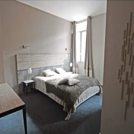 巴黎酒店 塞特港