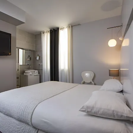 De Paris Otel 3*