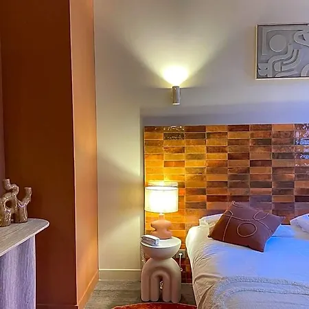 De Paris Hotel
