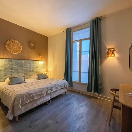 De Paris Hotel